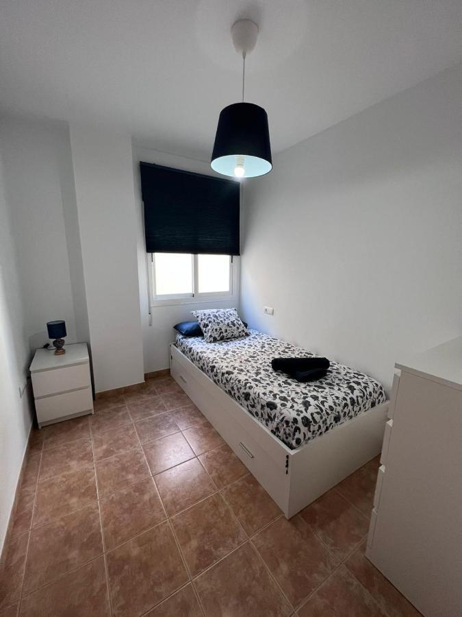 Apartamentos La Caleta Caleta de Vélez Exterior foto
